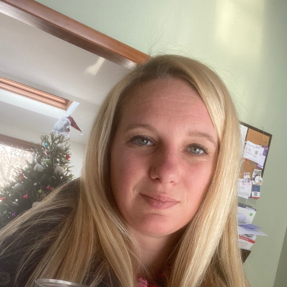 Meet your Posher, Amanda cummins